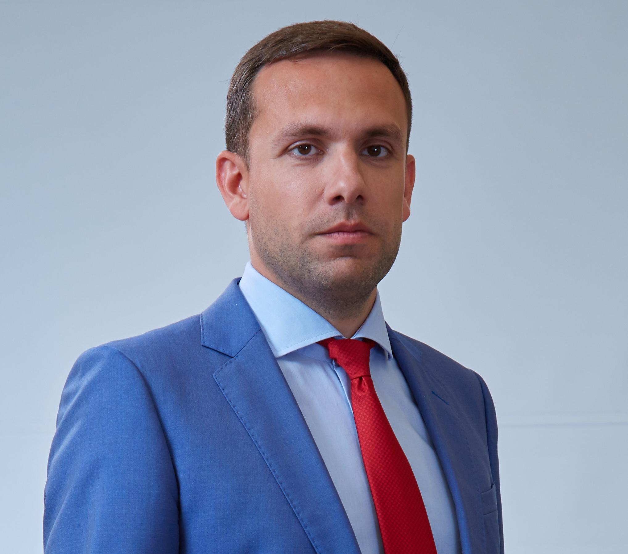 Олег Тодуа, Cопредседатель РАА40, назначен на должность локального партнера «Уайт энд Кейс»